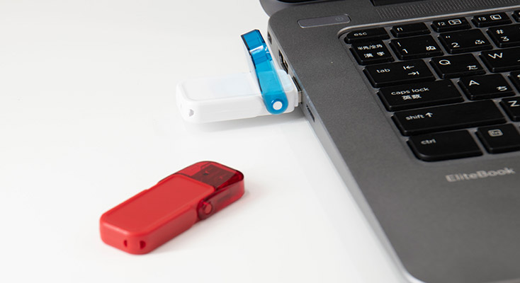 USBメモリの安全な取り外し方法と押さえたいポイント