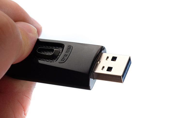 Usb 3 0とは 2 0規格との比較を踏まえながら特長や使用時の注意点をご紹介